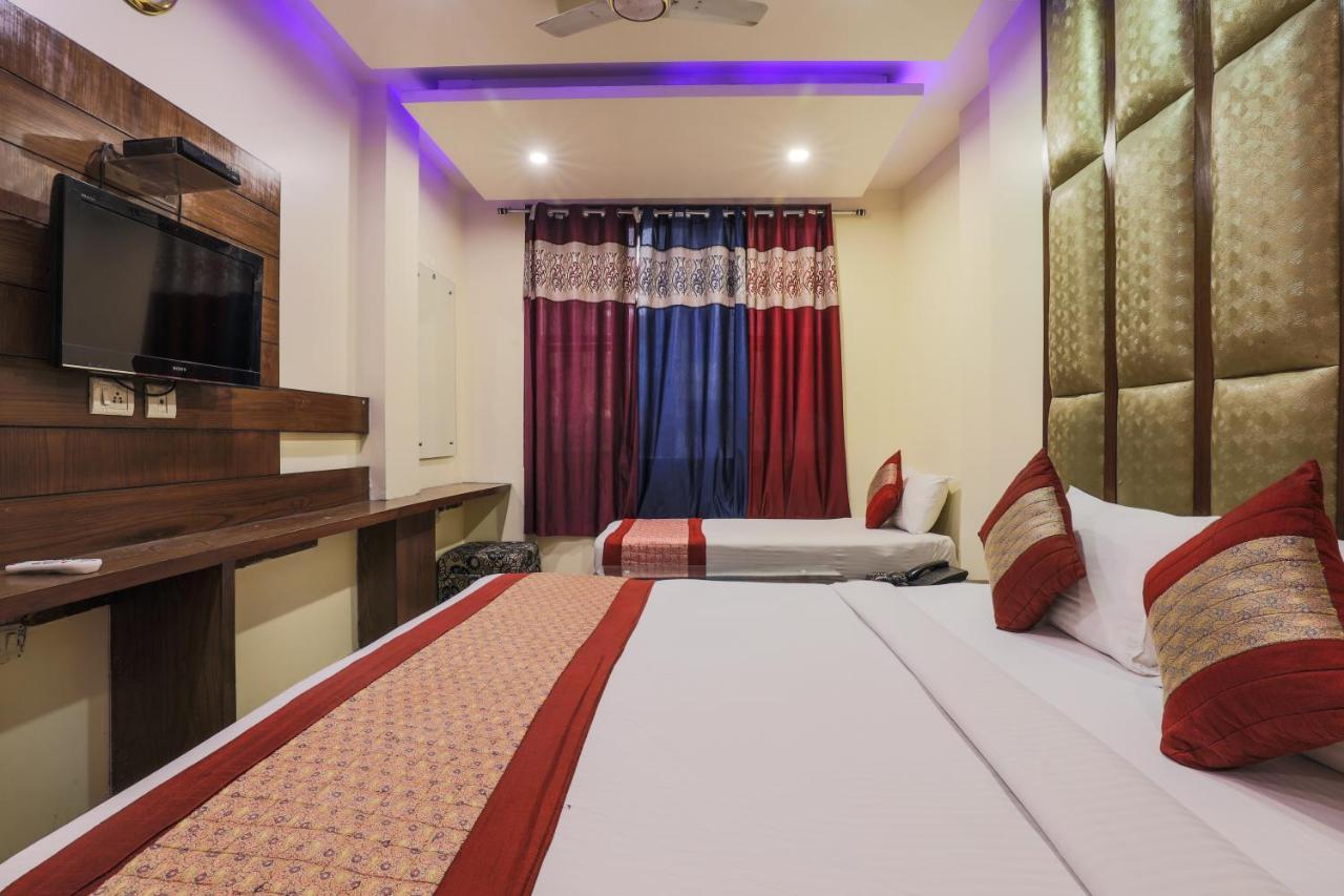 Hotel Guruvas Inn "Vaccinated Staff" New Delhi Ngoại thất bức ảnh