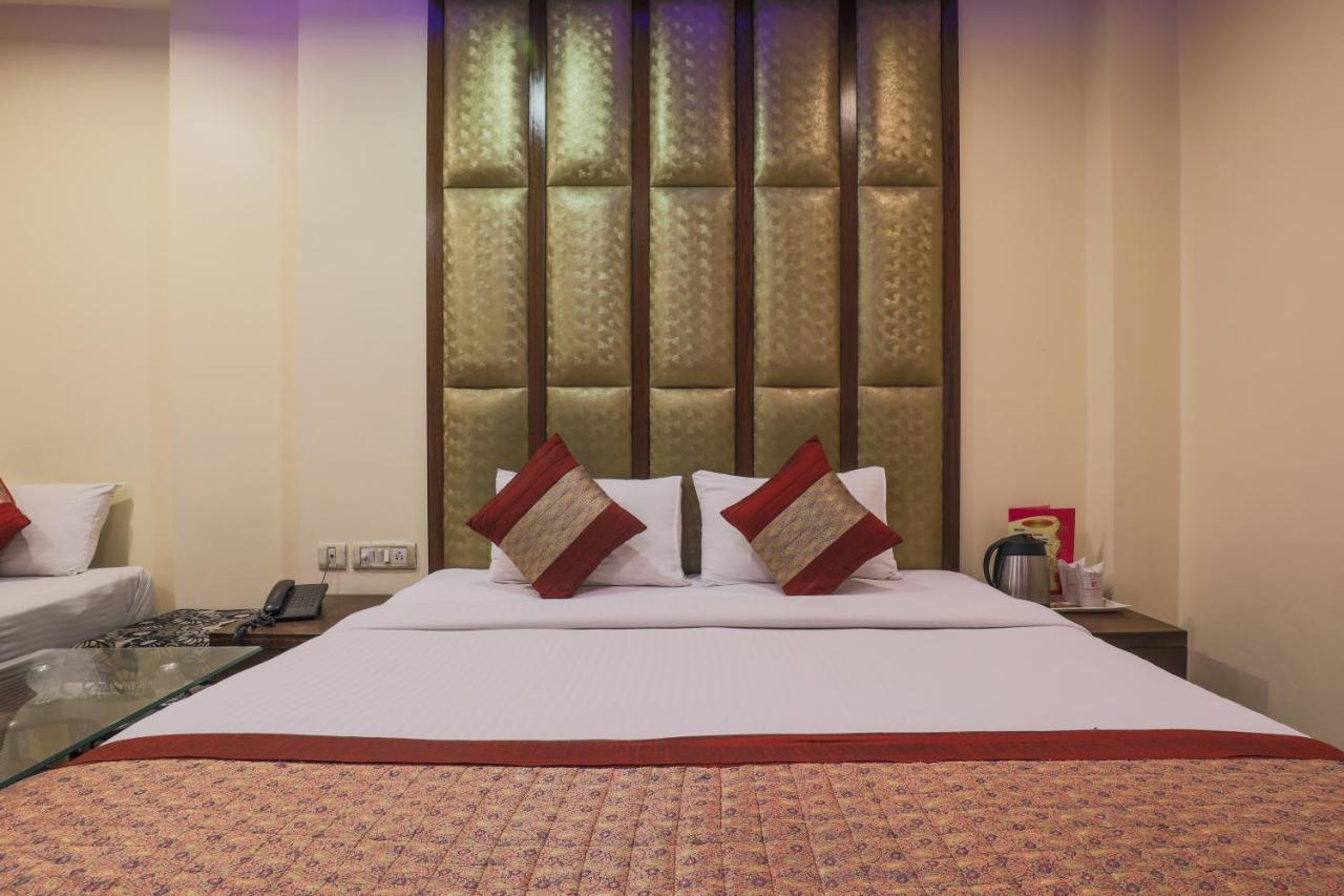 Hotel Guruvas Inn "Vaccinated Staff" New Delhi Ngoại thất bức ảnh